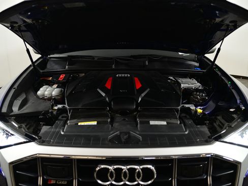 Used 2023 Audi SQ8 Premium Plus w/ SQ8 Luxury Package image 17