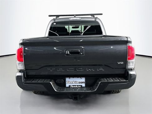 Certified 2020 Toyota Tacoma TRD Off-Road image 6