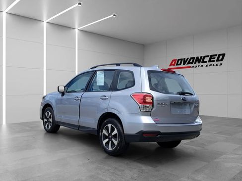 Used 2018 Subaru Forester 2.5i w/ Alloy Wheel Package AWD/4WD image 5