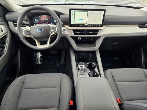 New 2026 Ford Explorer Active image 22