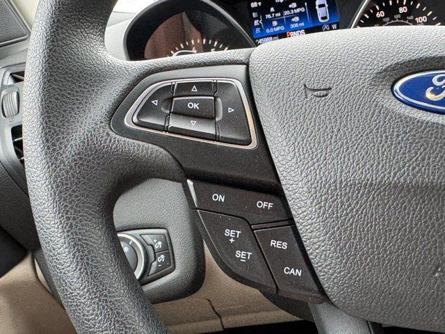 Used 2017 Ford Escape SE AWD/4WD image 16
