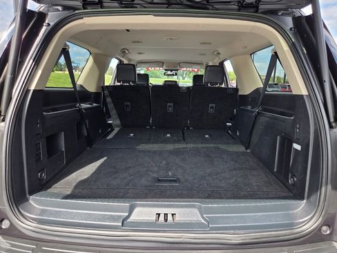 Used 2024 Ford Expedition Max XLT AWD/4WD image 15