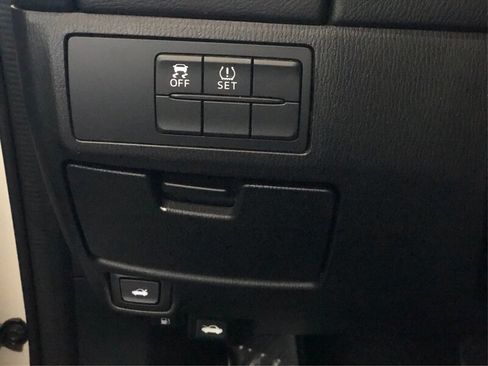 Used 2016 MAZDA MAZDA6 Sport FWD image 22