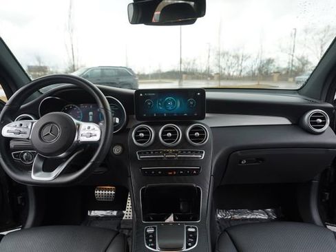 Used 2022 Mercedes-Benz GLC 300 image 27