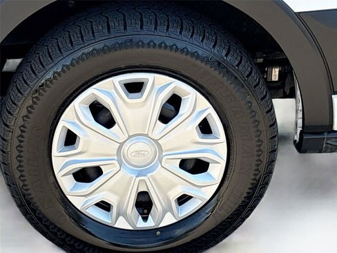 Used 2023 Ford Transit 350 XLT image 31