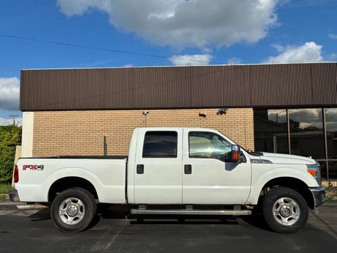 Used 2011 Ford F250 XLT w/ XLT Appearance Pkg AWD/4WD image 7