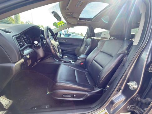 Used 2018 Acura ILX image 9