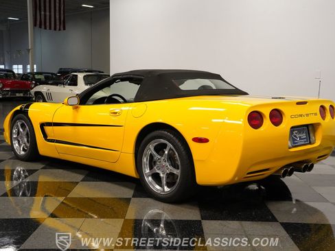 Used 2000 Chevrolet Corvette Convertible w/ Memory Pkg image 10
