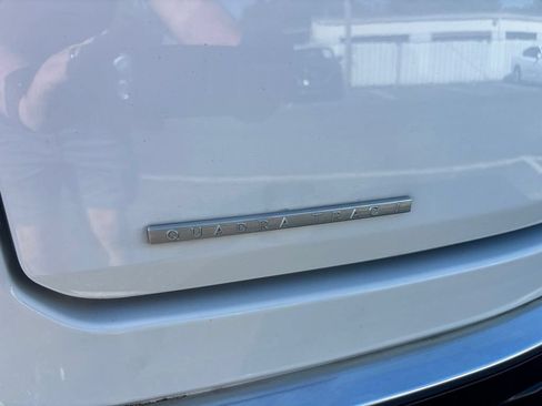 Used 2022 Jeep Wagoneer Series II AWD/4WD image 11