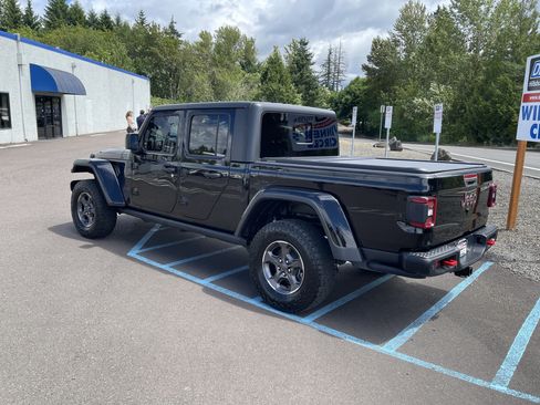Used 2020 Jeep Gladiator Rubicon AWD/4WD image 3