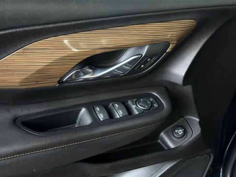 Used 2019 GMC Terrain SLE w/ Driver Convenience Package image 5