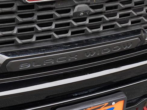 Used 2022 GMC Sierra 1500 AT4 w/ AT4 Premium Package AWD/4WD image 7