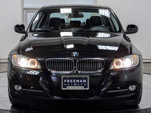 Used 2011 BMW 335i xDrive Sedan AWD/4WD image 3