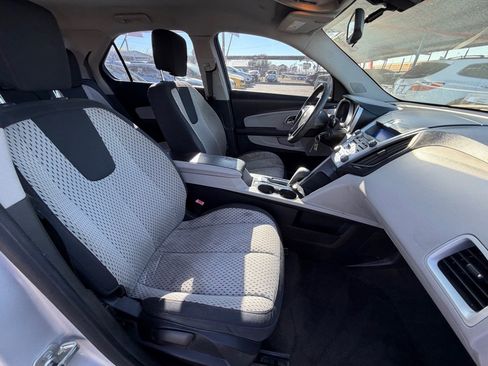 Used 2011 Chevrolet Equinox LS image 36