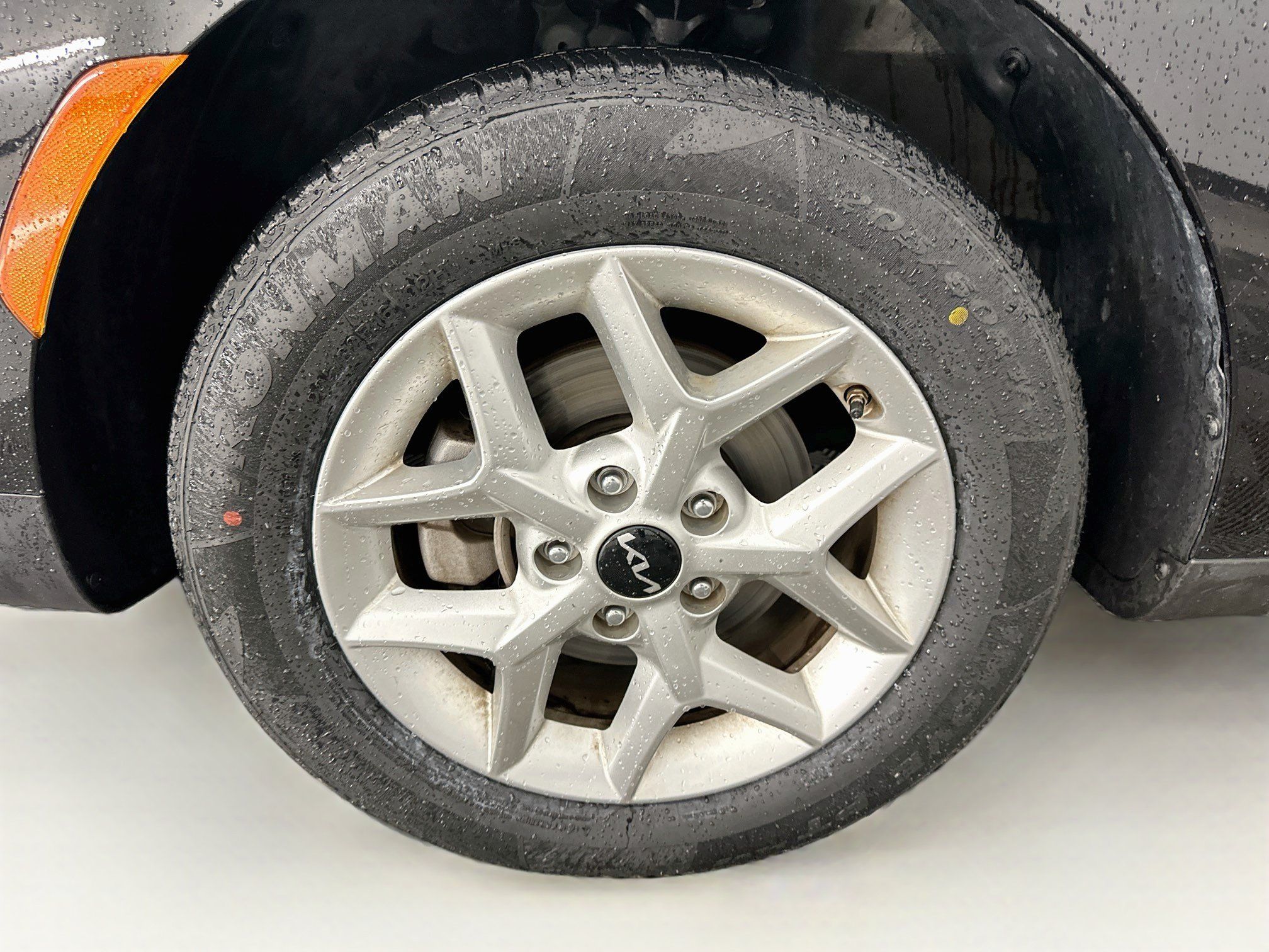 Used 2024 Kia Soul LX w/ Option Group 015 FWD image 34