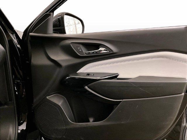 Used 2024 Chevrolet Trax LT w/ Driver Confidence Package FWD image 23
