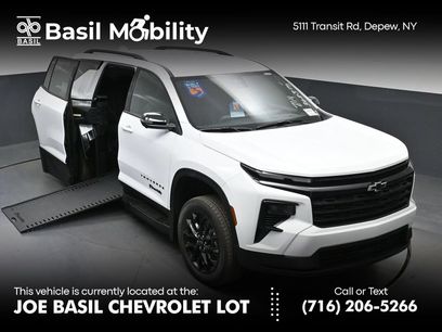 Used 2026 Chevrolet Traverse LT w/ Midnight/Sport Edition