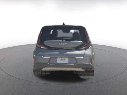 Used 2025 Chrysler Pacifica Limited FWD image 15