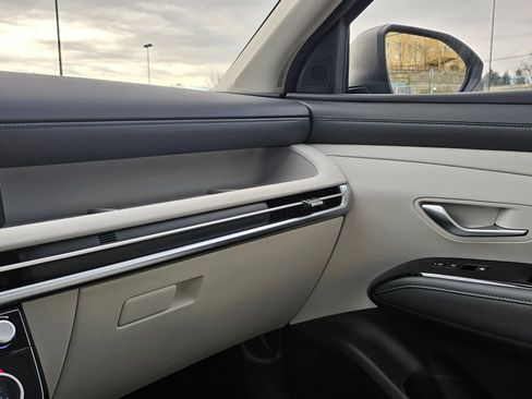 New 2026 Hyundai Tucson Limited image 23