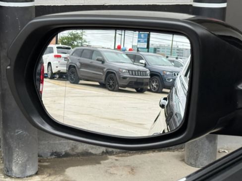 Used 2016 Honda CR-V Touring image 42