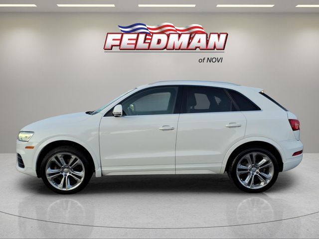 Used 2017 Audi Q3 2.0T Premium Plus w/ Premium Plus Package AWD/4WD image 2
