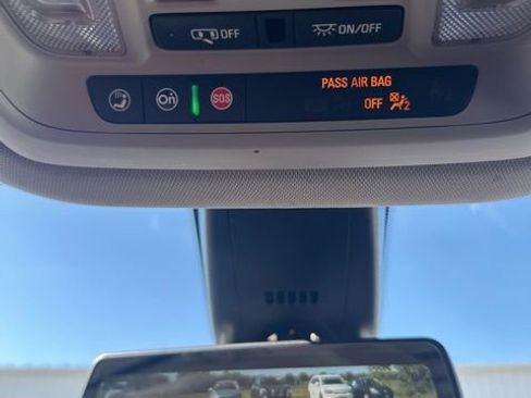 Used 2020 Buick Enclave Avenir w/ Avenir Technology Package AWD/4WD image 41