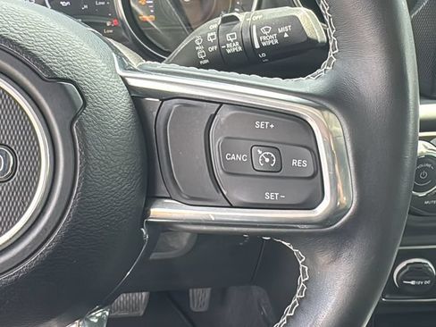 Used 2023 Jeep Wrangler Unlimited Sahara w/ Cold Weather Group AWD/4WD image 19