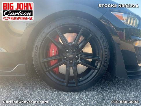 Used 2022 Ford Mustang Shelby GT500 w/ Technology Package RWD image 38