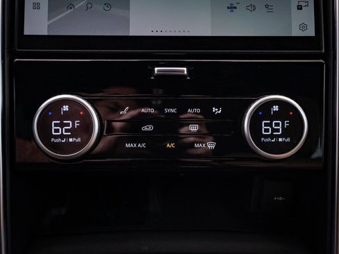 Used 2023 Land Rover Discovery S R-Dynamic image 37