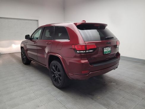 Used 2020 Jeep Grand Cherokee Altitude AWD/4WD image 5