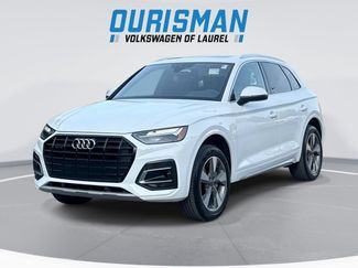 Used 2023 Audi Q5 2.0T Premium w/ Convenience Package AWD/4WD video 1
