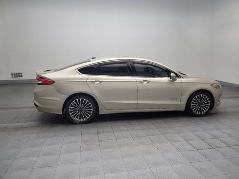 Used 2017 Ford Fusion Platinum image 10