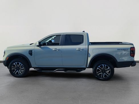 Used 2025 Ford Ranger Lariat w/ Trailer Tow Package image 2