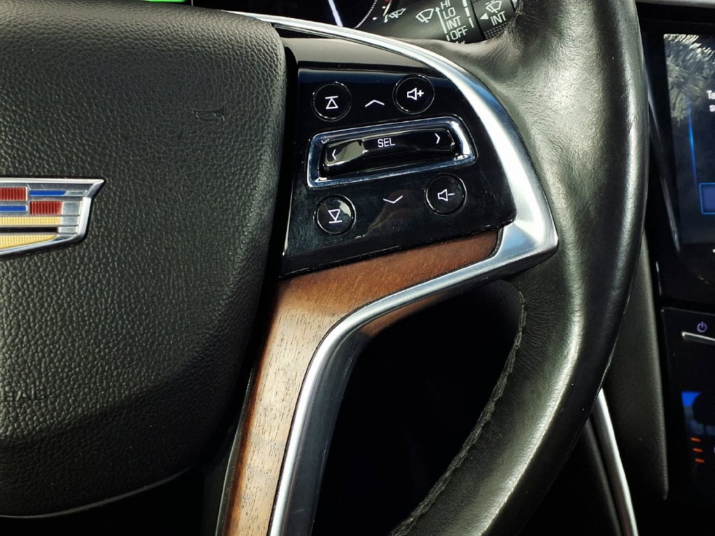 Used 2017 Cadillac XTS Luxury FWD image 21