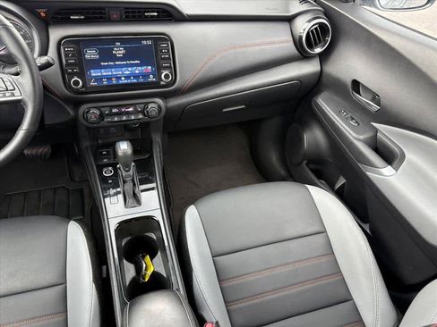 Used 2024 Nissan Kicks SR w/ SR Premium Package FWD image 5