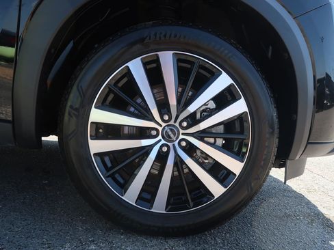 Used 2024 Nissan Pathfinder Platinum w/ Cargo Package image 61