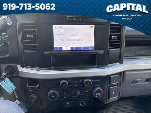 New 2026 Ford F550 16FT BOX/LIFTGATE image 25