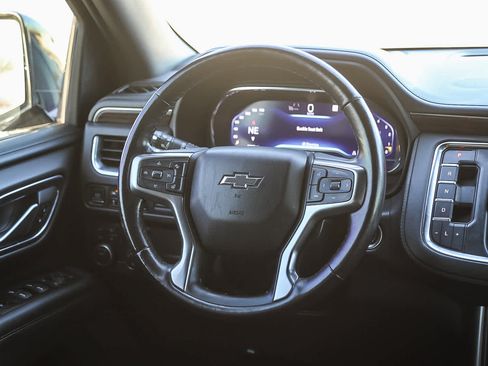 Used 2022 Chevrolet Tahoe Z71 w/ Luxury Package image 15