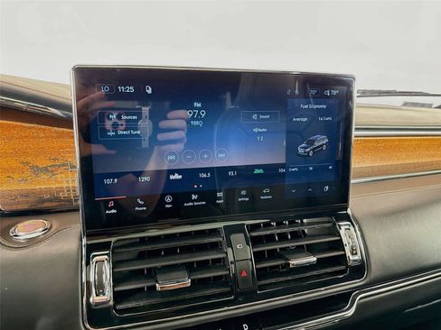 Used 2023 Lincoln Navigator Black Label AWD/4WD image 16