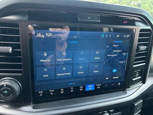 Used 2025 Ford F150 Lariat image 24