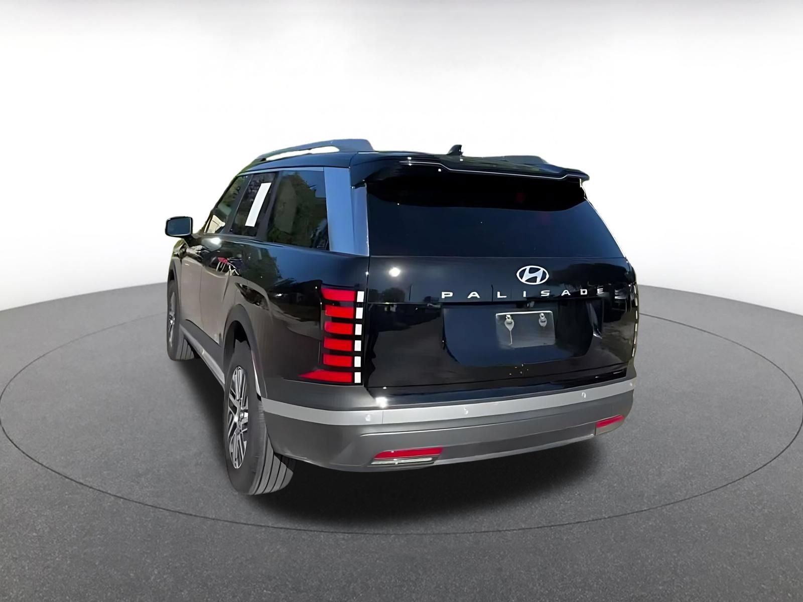 Used 2026 Hyundai Palisade SEL FWD image 10