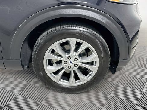 Certified 2023 Ford Explorer Limited AWD/4WD image 20