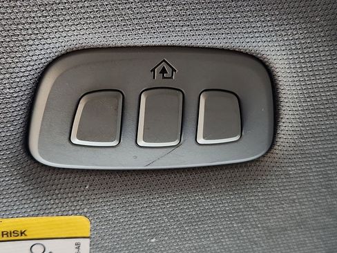 Used 2022 Ford F150 Lariat w/ Equipment Group 501A Mid image 20