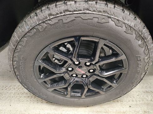 New 2026 GMC Canyon Elevation w/ Convenience Package image 3