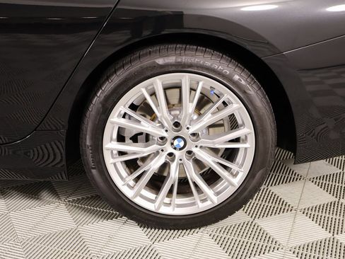 Used 2023 BMW 330i Sedan w/ Premium Package image 20