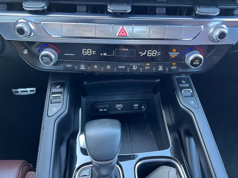 Used 2024 Kia Telluride SX AWD/4WD image 21
