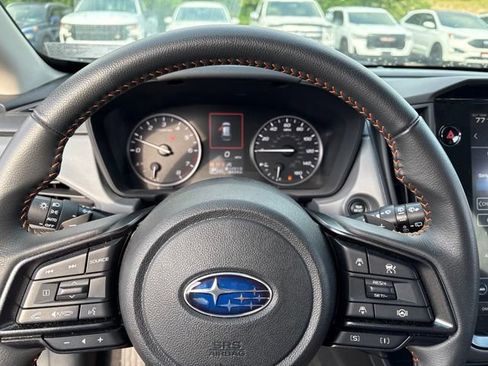 Used 2025 Subaru Crosstrek 2.5i Limited AWD/4WD image 19