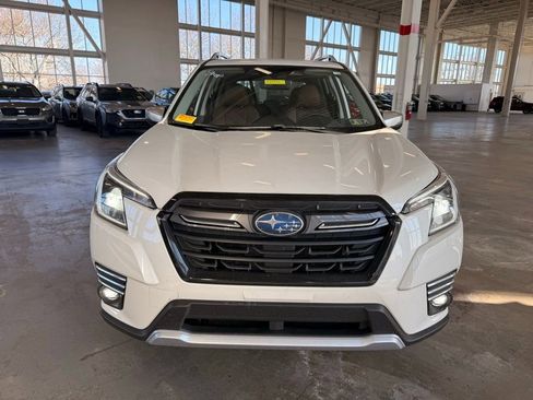 Used 2023 Subaru Forester Touring image 8