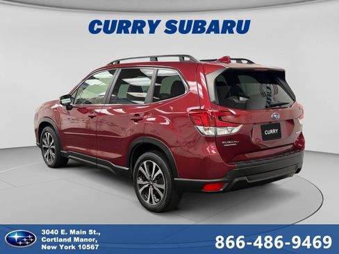 Used 2023 Subaru Forester Limited AWD/4WD image 3