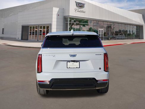 New 2026 Cadillac Escalade IQ Luxury 1 w/ LPO, Floor Liner Package AWD/4WD image 5